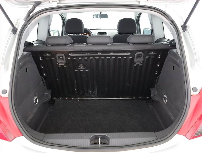 Opel Corsa (2007) 1.0, Tažné, rezervace - fotka 12 z 12