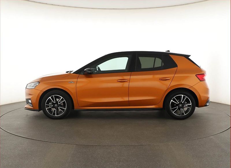 Škoda Fabia (2025) 1.0 TSI, MONTE CARLO, AUTOMAT - fotka 3 z 17