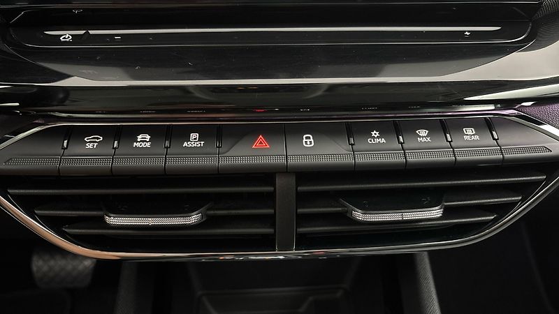Škoda Octavia 2.0 TDI DSG 4x4 Style Combi - fotka 13 z 29
