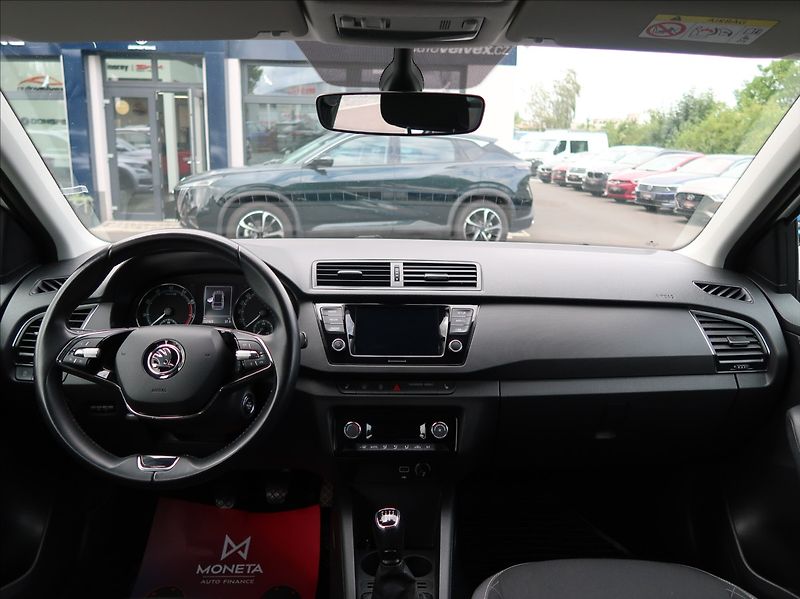 Škoda Fabia 1,0 TSi,70kW,1majČR,serv.k,DPH - fotka 16 z 28