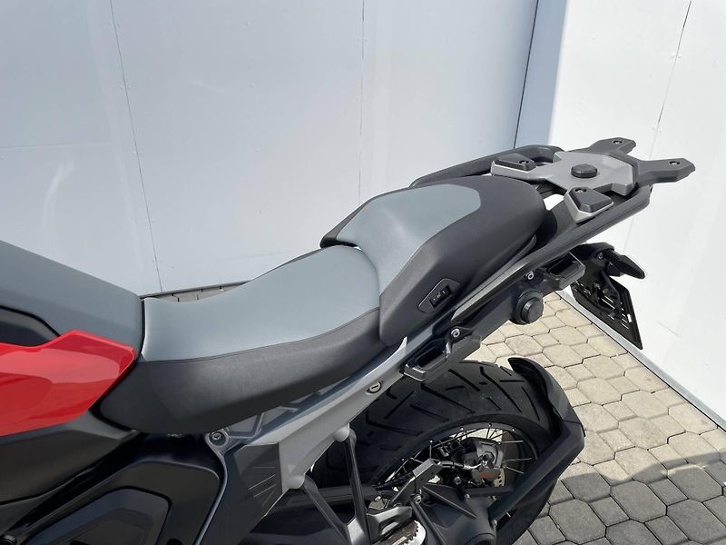 BMW (2026) R 1300 GS - fotka 9 z 12