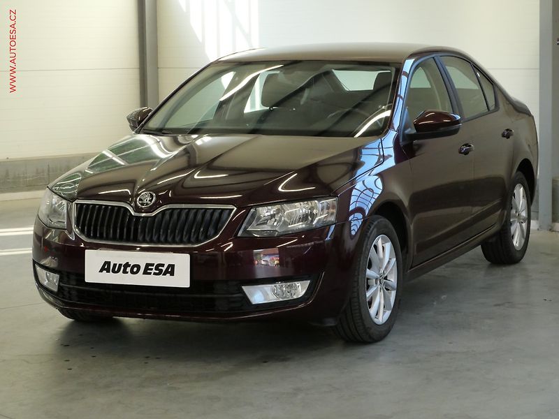 Škoda Octavia (2014) 1.6 TDI, ČR, servis.kniha - fotka 3 z 21