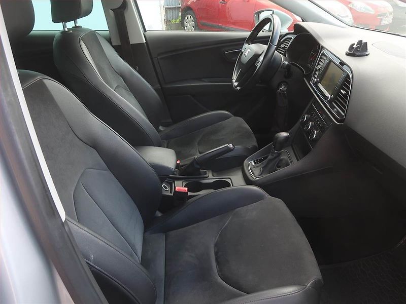Seat Leon (2016) Style 1.6 TDI, Automat, Navi - fotka 9 z 17