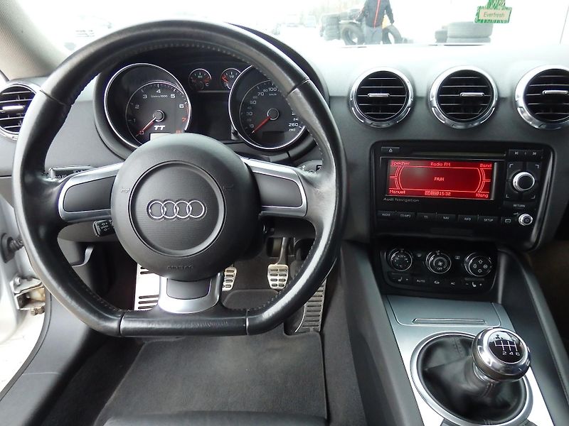 Audi TT 2.0 TFSI 147 kW KLIMA, ESP - fotka 11 z 15