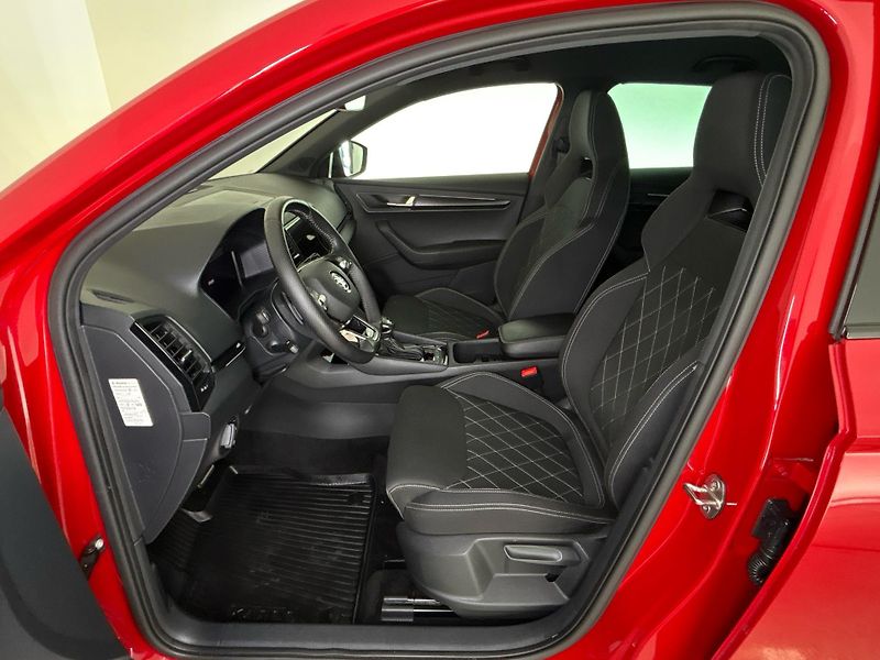 Škoda Karoq Sportline Exclusive 4x4 DSG - fotka 7 z 30