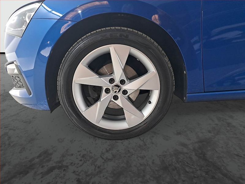 Škoda Scala (2019) 1.6 TDI, Tempomat - fotka 14 z 19