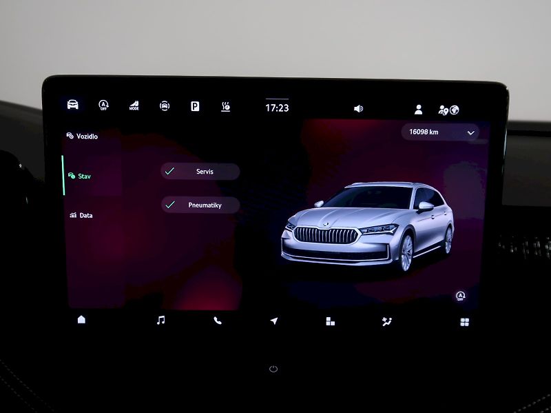 Škoda Superb (2026) SPORTLINE 2.0TDI 142KW 4x4 DSG - fotka 33 z 49
