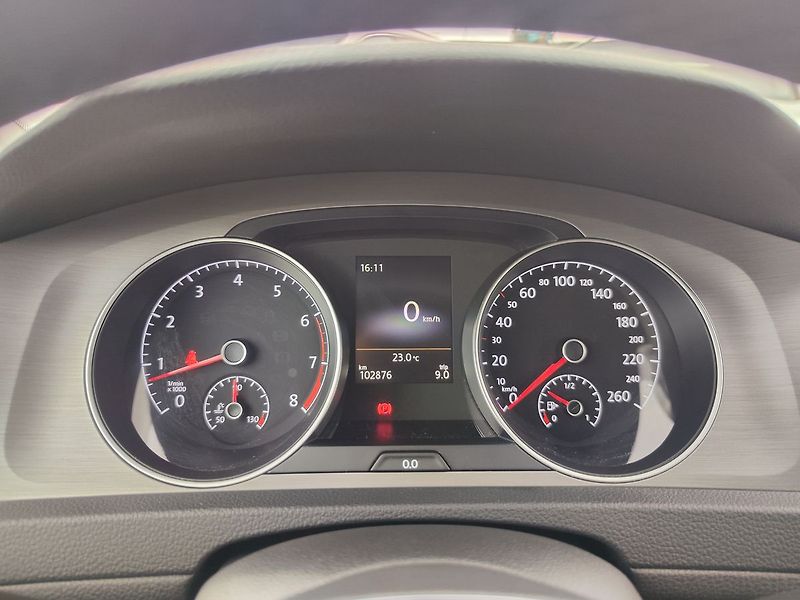 Volkswagen Golf 1.2 TSI/81kW Comfortline - fotka 14 z 40