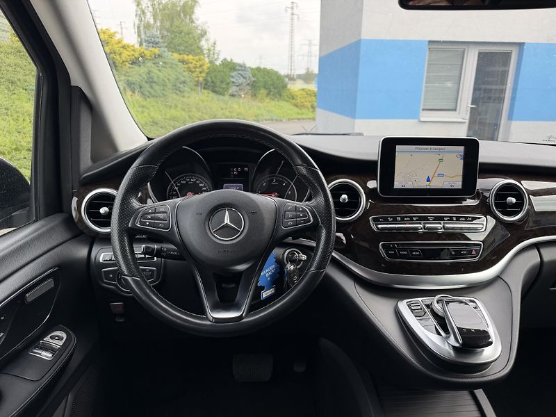 Mercedes-Benz Třídy V 250D XL AVANTGARDE 4MATIC - fotka 12 z 28