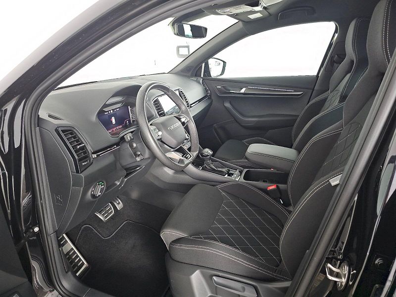 Škoda Karoq (2025) 2.0TSi 140kW 4X4 SPORTLINE TAŽ - fotka 6 z 35