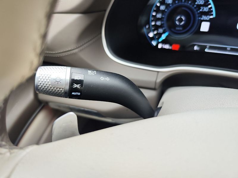 Genesis GV80 3.5 T V6/279kW Prestige DCT - fotka 35 z 43