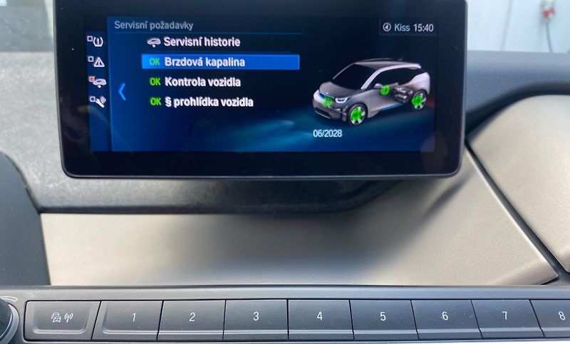 BMW i3 (2021) 120 Ah 2021 - fotka 12 z 19