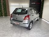 Toyota Yaris 1.0 i ČR 1.MAJ. AC  REZERVACE - náhled 9