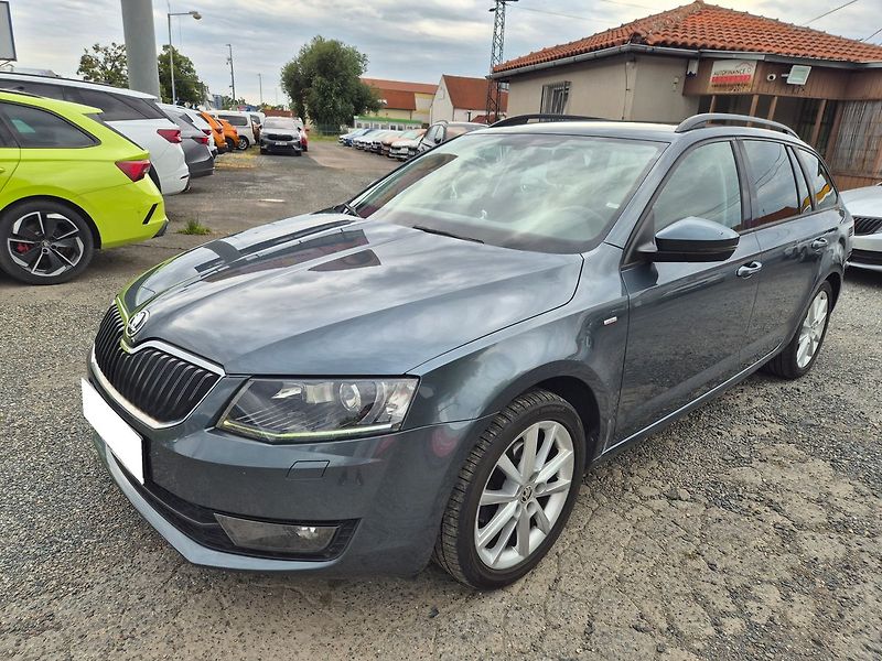 Škoda Octavia 1,6 TDI DSG 81kW, serviska - fotka 1 z 21
