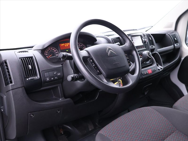Citroën Jumper 2.2 HDI 121kW L4H2 CZ 1Maj DPH - fotka 23 z 30