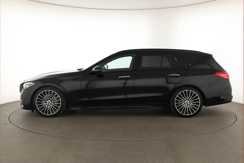 Mercedes-Benz Třídy C (2023) C 300 4MATIC - fotka 3 z 27