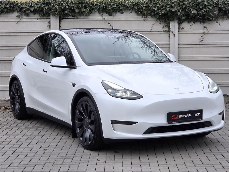 Tesla Model Y Performance 393kW Tov.Zár. 1.m - fotografie inzerátu
