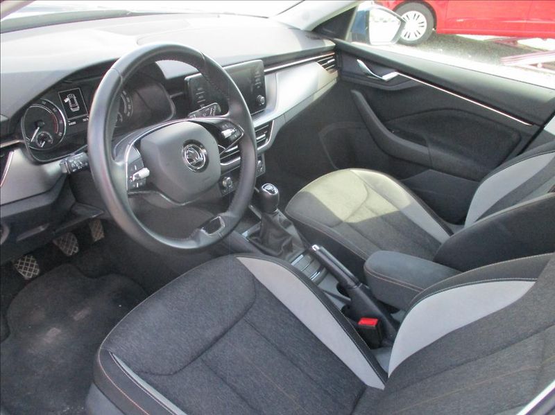 Škoda Kamiq 1,0 TSi, Style,klima,servis,CZ - fotka 18 z 42