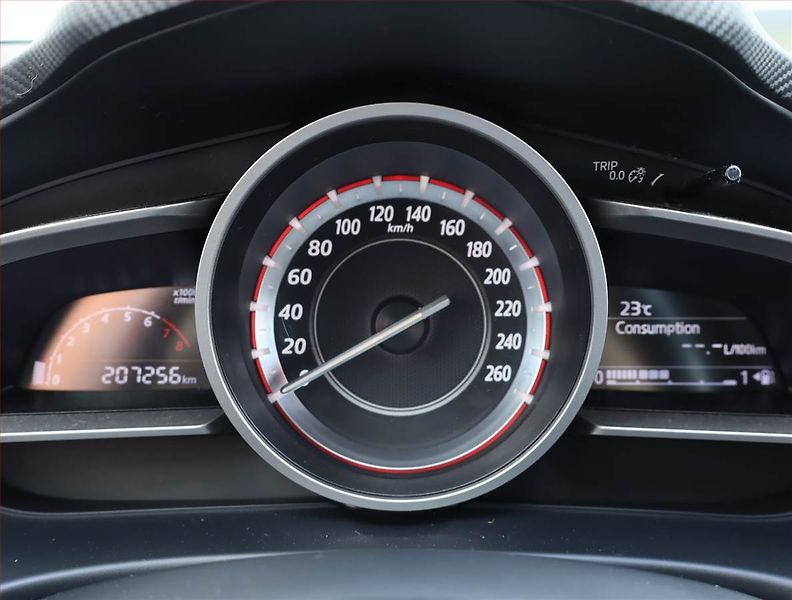 Mazda 3 (2014) Kenko 2.0 Skyactiv-G, Navi - fotka 11 z 17