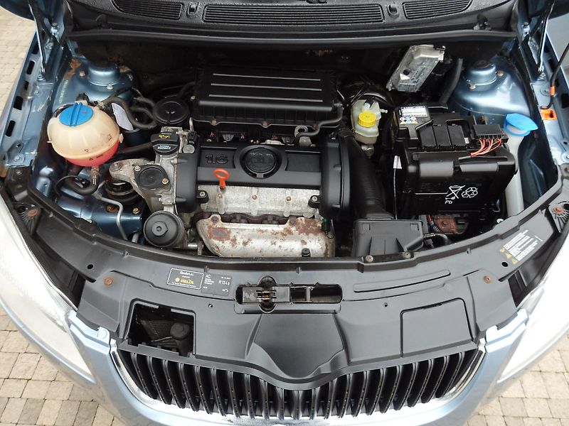 Škoda Fabia 1.6i 77 kW ZÁVĚS, AUTOMAT - fotka 13 z 13