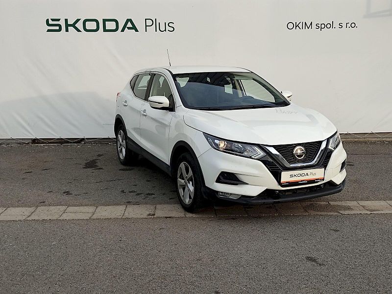 Nissan Qashqai (2021) 1,3 DIG-T 140k - fotka 35 z 40