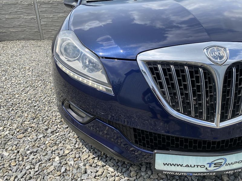 Lancia Delta 2.0JTD 165PS SPORT NAVI SERVIS - fotka 63 z 169