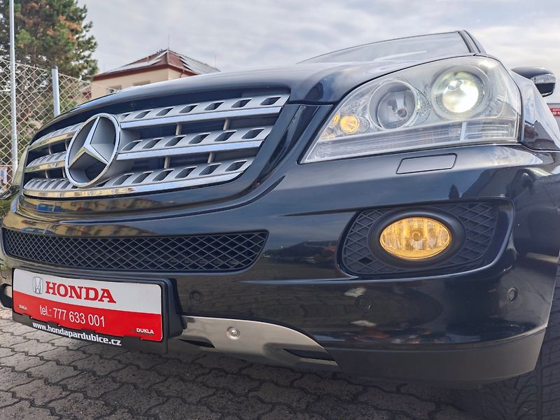 Mercedes-Benz Třídy M (2006) 320CDi 4Matic AirMatic nové ČR - fotka 41 z 47
