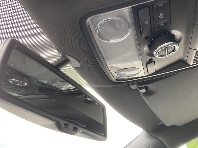 Volkswagen Tiguan (2013) 2.0TDI R-line - fotka 24 z 37