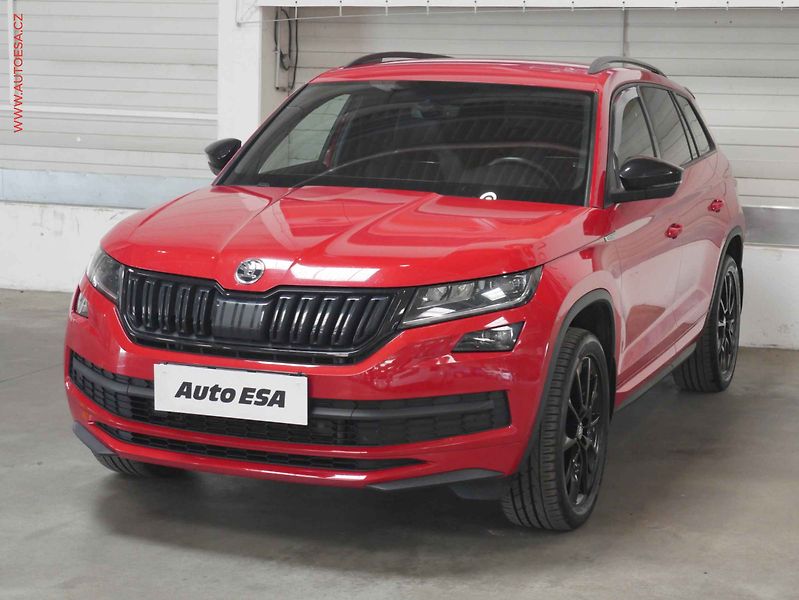 Škoda Kodiaq (2019) 2.0 TDI 4x4, ČR, SportLine - fotka 3 z 24