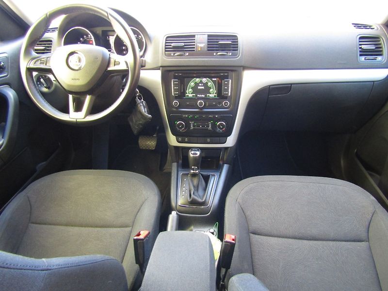Škoda Yeti (2014) 1.6 TDI 77kW DSG - fotka 15 z 38