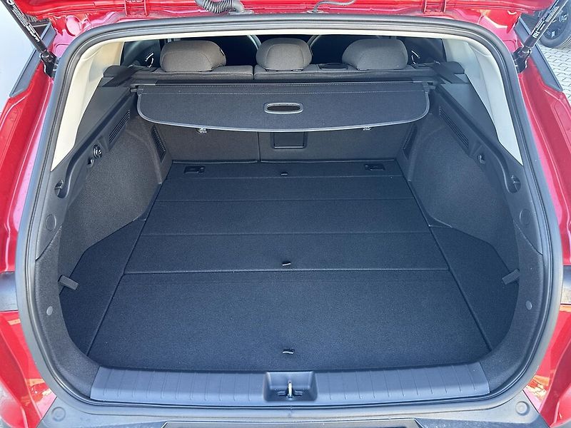 Kia K4 Sportswagon (2026) 1,6 T-GDi 7DCT 110 kW EXCLUSIV - fotka 6 z 6