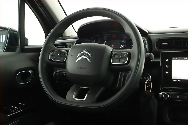 Citroën C3 (2018) 1.2 PureTech, Navi, Tempomat - fotka 8 z 13