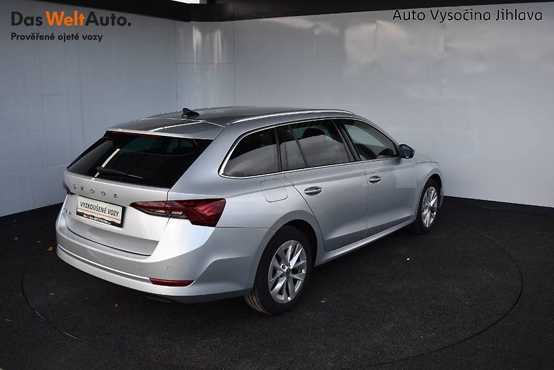 Škoda Octavia (2022) Style 2.0TDI 110kW LED - fotka 2 z 24