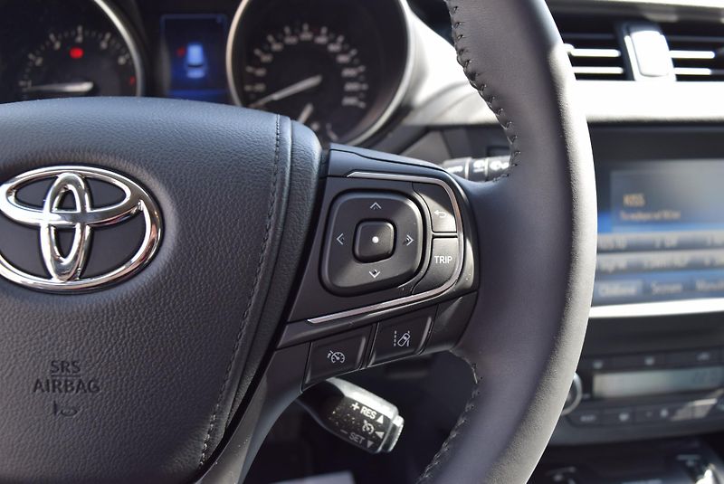 Toyota Avensis (2018) 1.8VVTI 108kw TEAM D XEN NAVI - fotka 30 z 50
