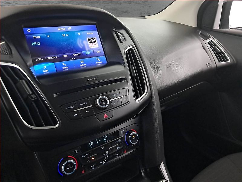 Ford Focus (2016) 2.0 TDCi, ČR,1.maj, Xenony - fotka 12 z 22