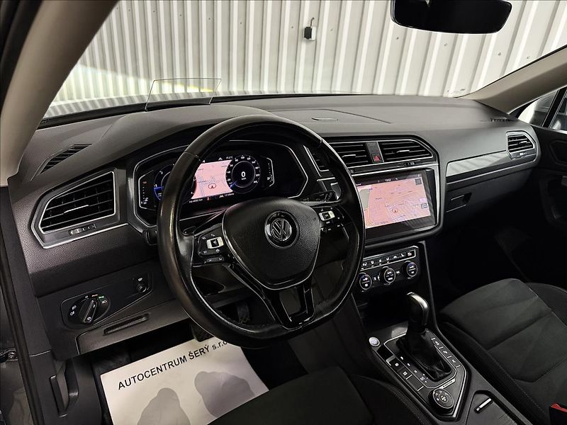 Volkswagen Tiguan Allspace 2.0TDI 140kW 4M R-LINE NEZ-TOP - fotka 15 z 49