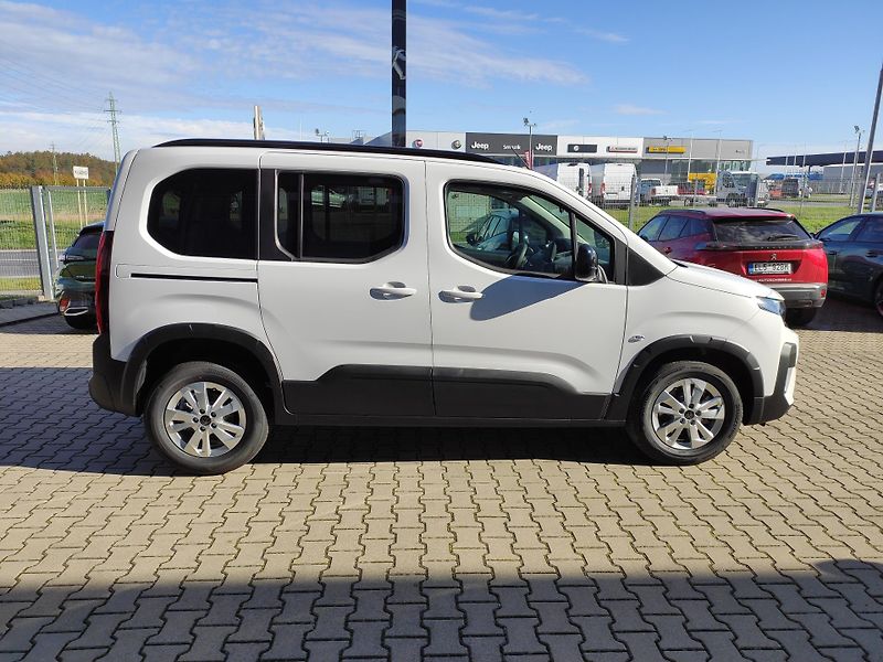 Peugeot Rifter (2025) ALLURE 1.5 HDI AUT 130k - fotka 7 z 23