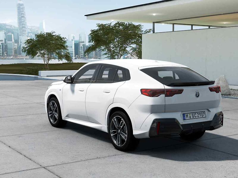 BMW X2 (2026) - fotka 2 z 10