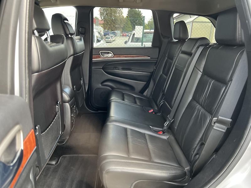 Jeep Grand Cherokee 3.0CRD AUTOMAT LIMITED TAŽNÉ - fotka 26 z 43