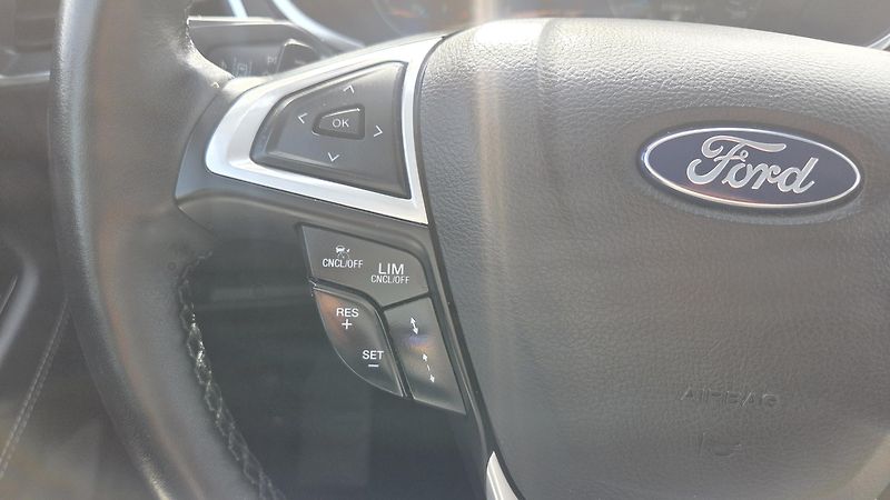 Ford Galaxy (2023) 2.0 EcoBl 110kW AT TITAN DPH - fotka 26 z 36