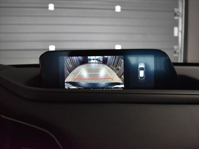 Mazda CX-30 2,0 Skyactive G150 PLUS - fotka 18 z 25