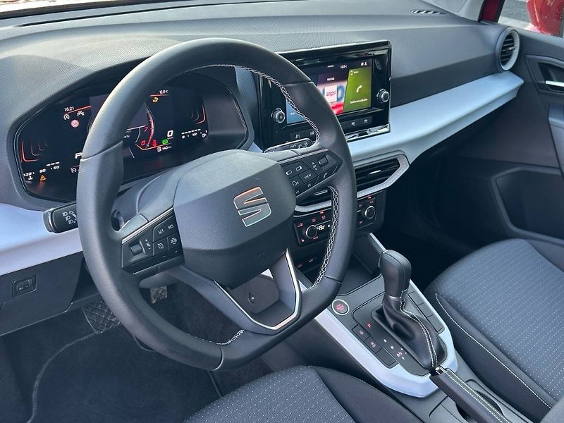 Seat Arona (2025) 1.0 TSI 7DSG Style - fotka 10 z 31