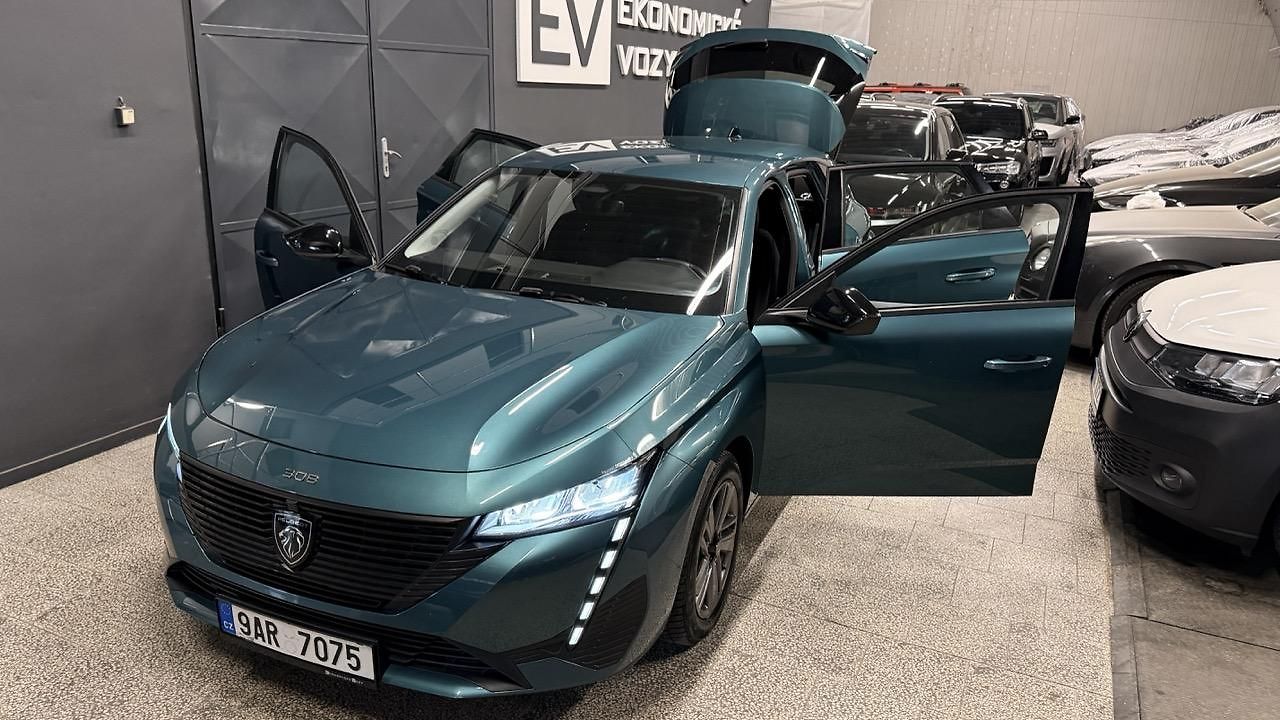 Peugeot 308 1.5HDI, REZERVOVÁNO
