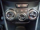 Peugeot 208 1,4 VTi Access 95k MAN5  Lucif - náhled 33