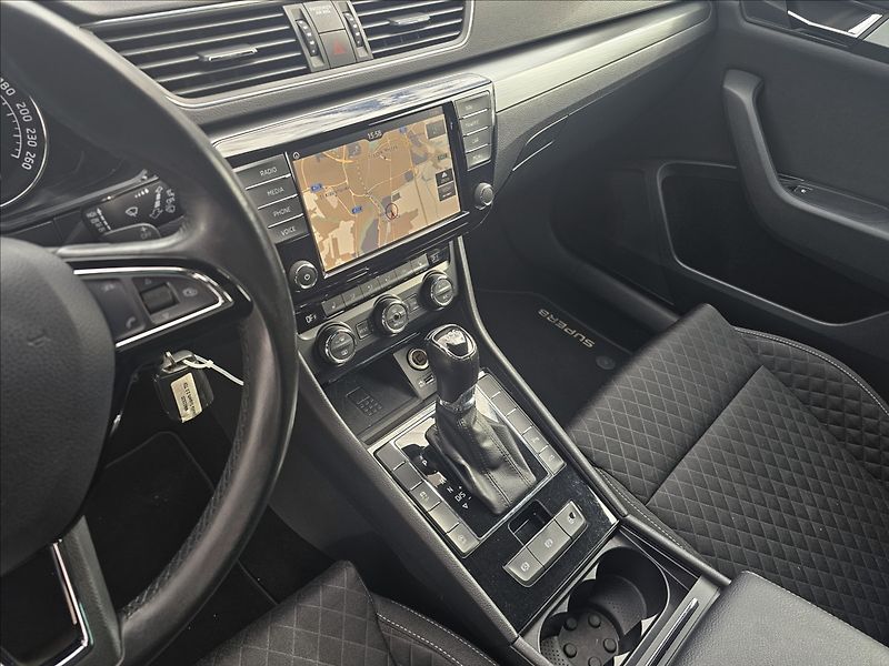 Škoda Superb III 2,0TDi 1KW DSG STYLE - fotka 13 z 51