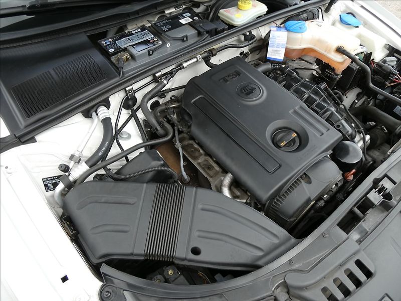 Seat Exeo 1,8 TSi 1.majitel, serviska - fotka 37 z 50