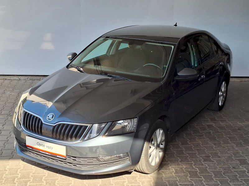 Škoda Octavia (2017) AMBITION 110/2.0 6AP - fotografie inzerátu