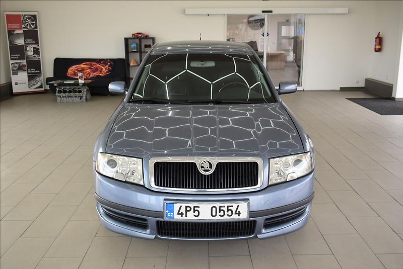 Škoda Superb 2,8 i V6 30V, klima,nová STK, - fotka 2 z 17