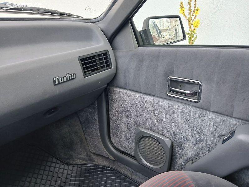 Renault Fuego TURBO 97kW - fotka 18 z 22