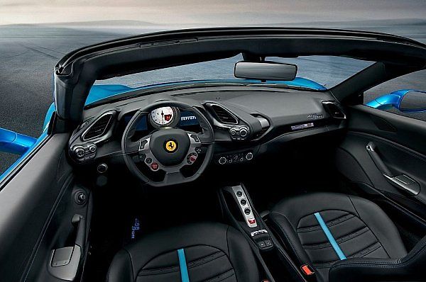 Ferrari 488 Spider.